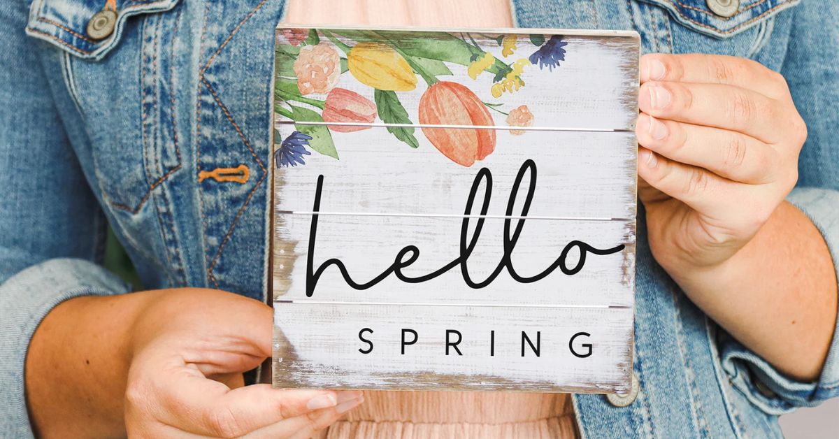 Sourcing Unique Home Decor Gifts for Clients