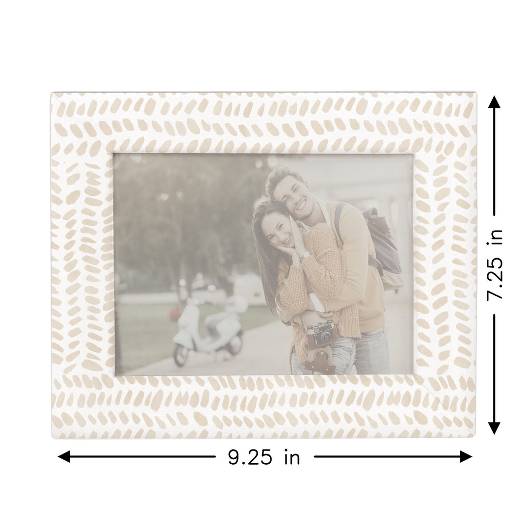 Tan Dots Pattern