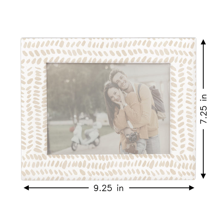 Tan Dots Pattern