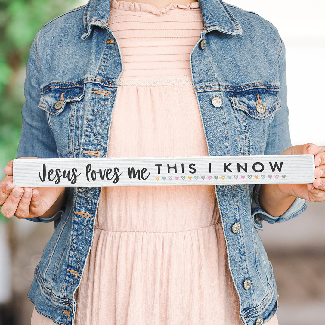 Jesus Loves Me